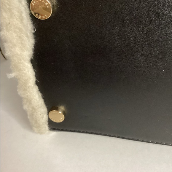 Michael Kors Black and Cream Satchel - Picture 9 of 16